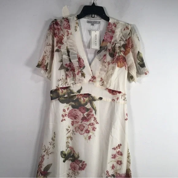 Hope & Ivy Floral Flutter Sleeve Maxi Dress, Women's Size 14 - Ivory - Picture 4 of 8